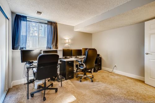 10233 Peakview Ave, Englewood CO 80111-6107 exterior