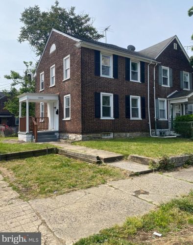 1026 Niagara Rd, Camden, NJ 08104-2726