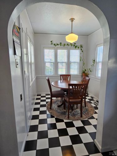 707 Standley St, Ukiah CA  95482-4224 exterior