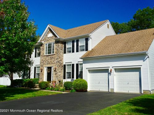 748 Hill St, Lacey Township, NJ 08734-1734