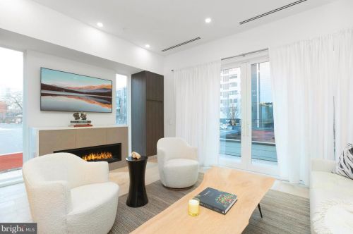 123 23 St, Philadelphia PA 19121-1329 exterior