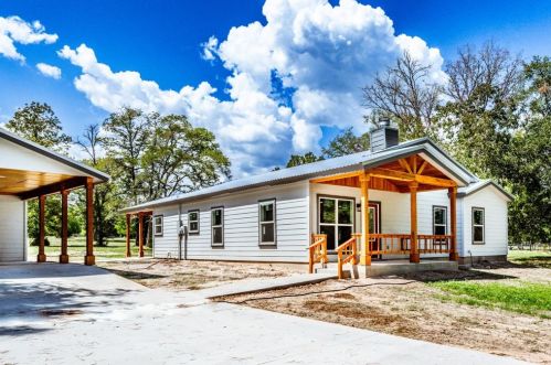 146 Arizona Ln, Huntsville, TX 77320-1612