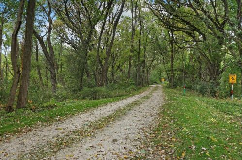 8413 Il Route 120, Bull Valley, IL 60098-8660