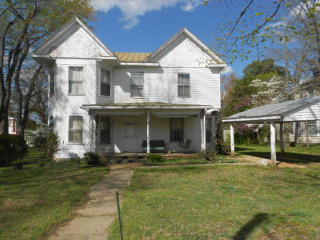 9215 Church St, Keysville, VA 23947-3622