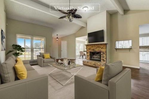 2006 Rochelle Ln, Carrollton, TX 75007-2209