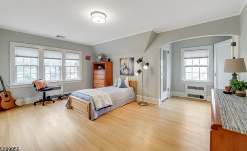 140 Wyoming Ave, Maplewood NJ 07040-1043 exterior