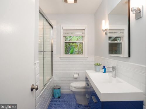 17 Leavitt Ln, Princeton NJ  08540-3921 exterior