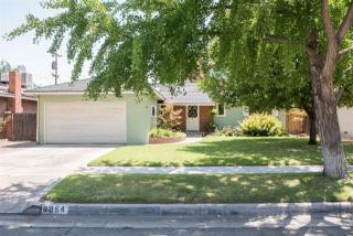 3854 Sussex Way, Fresno, CA 93726-5135