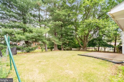 10905 Oakwood St, Silver Spring MD 20901-1238 exterior