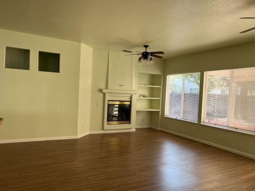 1238 Esplanade Dr, Merced CA  95348-9516 exterior