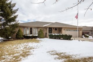 19333 Stonehenge Dr, Mokena IL  60448-7898 exterior