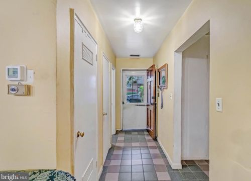 1113 Navahoe Dr, Silver Spring MD 20903-3338 exterior