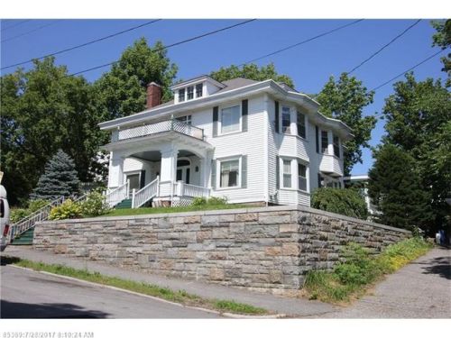 12 Bradley St, Lewiston, ME 04240-6317