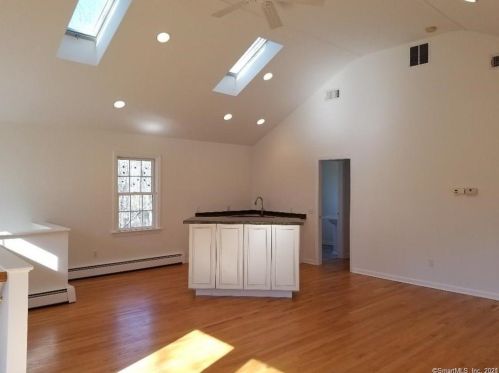 140 Old Kingdom Rd, Wilton CT  06897-2816 exterior