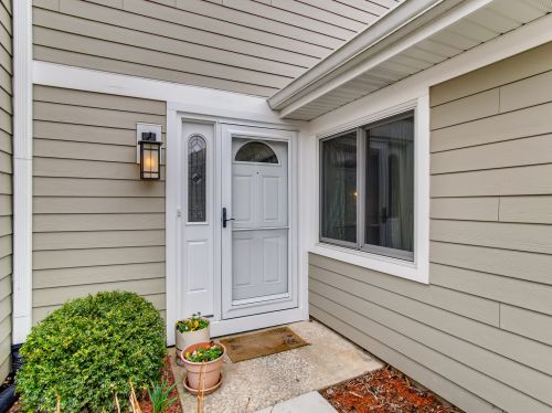 1115 Chesapeake Ct, Palatine, IL 60074-3142