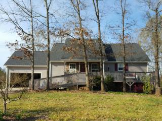 125 Water Wheel Ln, Calhoun, GA 30701-5109