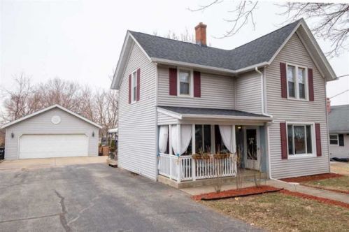 1012 Ridgewood Rd, Rockford, IL 61107-3018