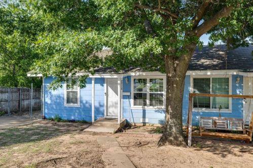 2411 21st St, Fort Worth TX  76106-6617 exterior