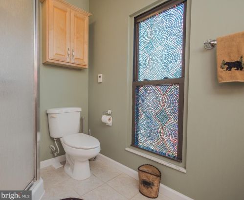 49 Pileated Woodpecker Ln, Hedgesville WV  25427-5384 exterior