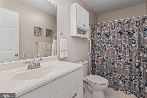 437 Mill Race Rd, Carlisle PA  17013-2533 exterior