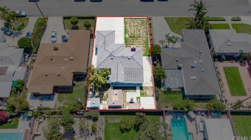 2863 Bridgeport Ave, Anaheim CA  92804-2047 exterior