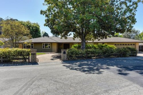 8688 Fruitwood Ct, Fair Oaks, CA 95628-6305