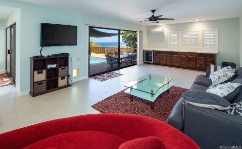 1596 Ihiloa Loop, Honolulu HI  96821-1347 exterior