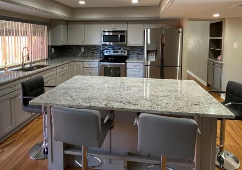 2211 Proctor Dr, Carrollton TX 75007-3429 exterior