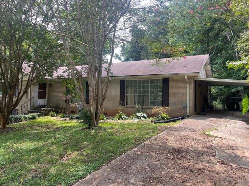 4722 Valley Dale Dr, Lilburn, GA 30047-5799