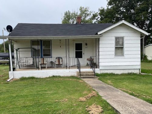 607 Walnut St, Foley, MO 63347-1123
