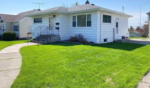 5710 Oakley St, Duluth, MN 55804-1325