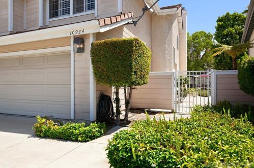 10924 Corte Playa Solana, San Diego, CA 92124-4128