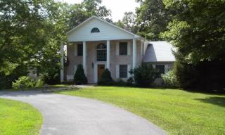 260 Meador Ln, Harrogate, TN 37752-3136