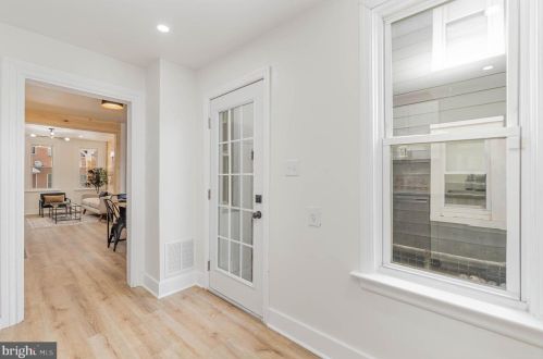 706 Beaver St, Lancaster PA  17603-5802 exterior