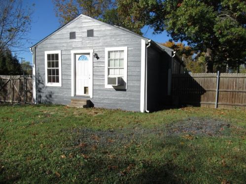3015 Mitchell St, Greenville, TX 75402-8938