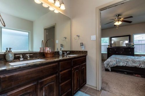 1824 Kachina Lodge Rd, Fort Worth TX  76131-2403 exterior