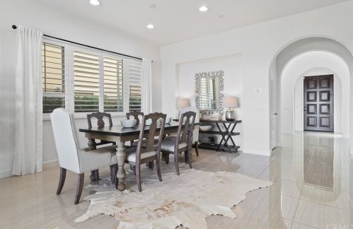 130 Long Fence, Irvine CA  92602-1807 exterior