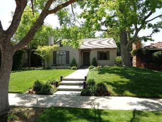 112 Brown Ave, Fresno, CA 93704-5301