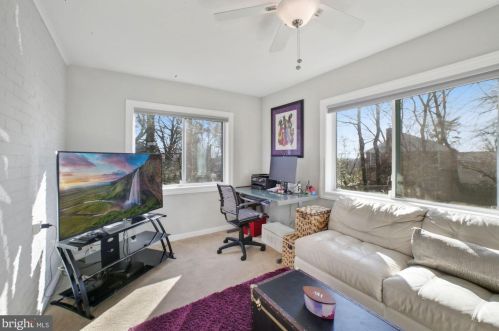 7500 16 Ave, Silver Spring MD 20912-7040 exterior