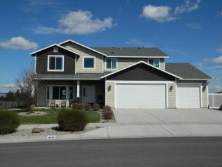 8816 Red St, Amber, WA 99004-5086