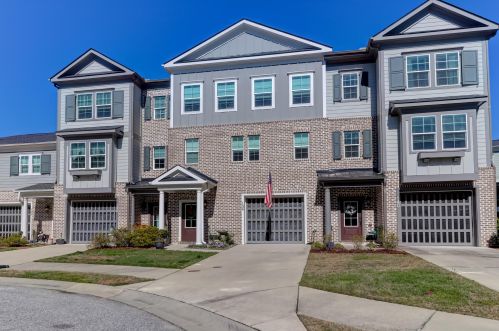 136 Slipper Shell Ct, Mount Pleasant, SC 29464-6721