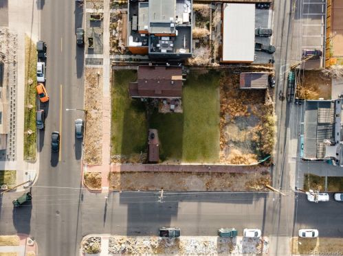 3051 Lawrence St, Denver, CO 80205-2317