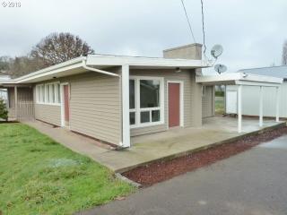 1896 Linnell Ave, Roseburg, OR 97471-4641