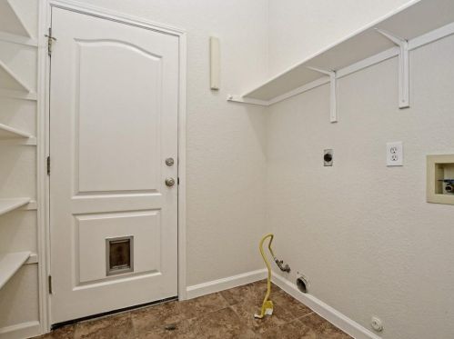 6412 Clay Allison Pass, Austin TX  78749-2700 exterior