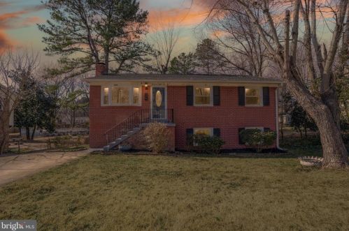 14810 Dillon Ave, Woodbridge, VA 22193-1725