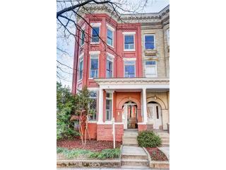 1607 Grace St, Richmond, VA 23219-3625