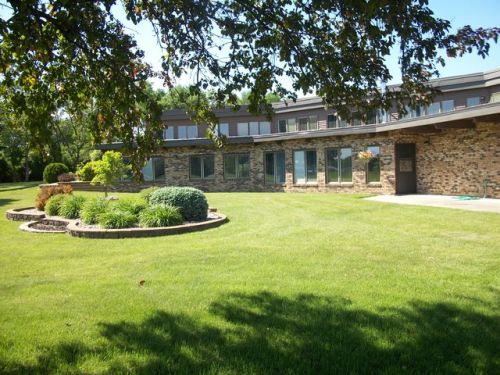 301 5th Ave, Fairfax, MN 55332-3163