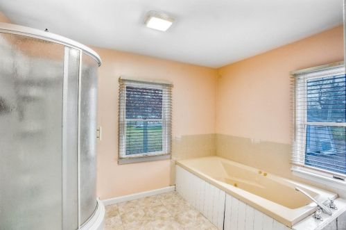 41 Justice St, Piscataway NJ  08854-5425 exterior