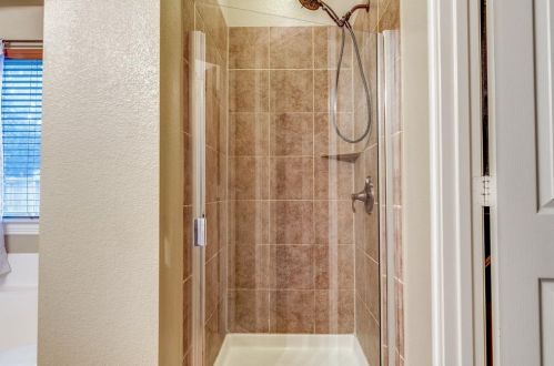 5329 Molasses Dr, Fort Worth TX  76179-8166 exterior