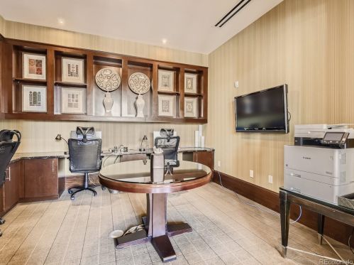 7600 Landmark Way, Englewood CO 80111-1961 exterior